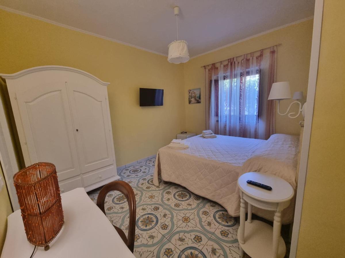 Bed and Breakfast Il Ruscello Маратеа Екстер'єр фото