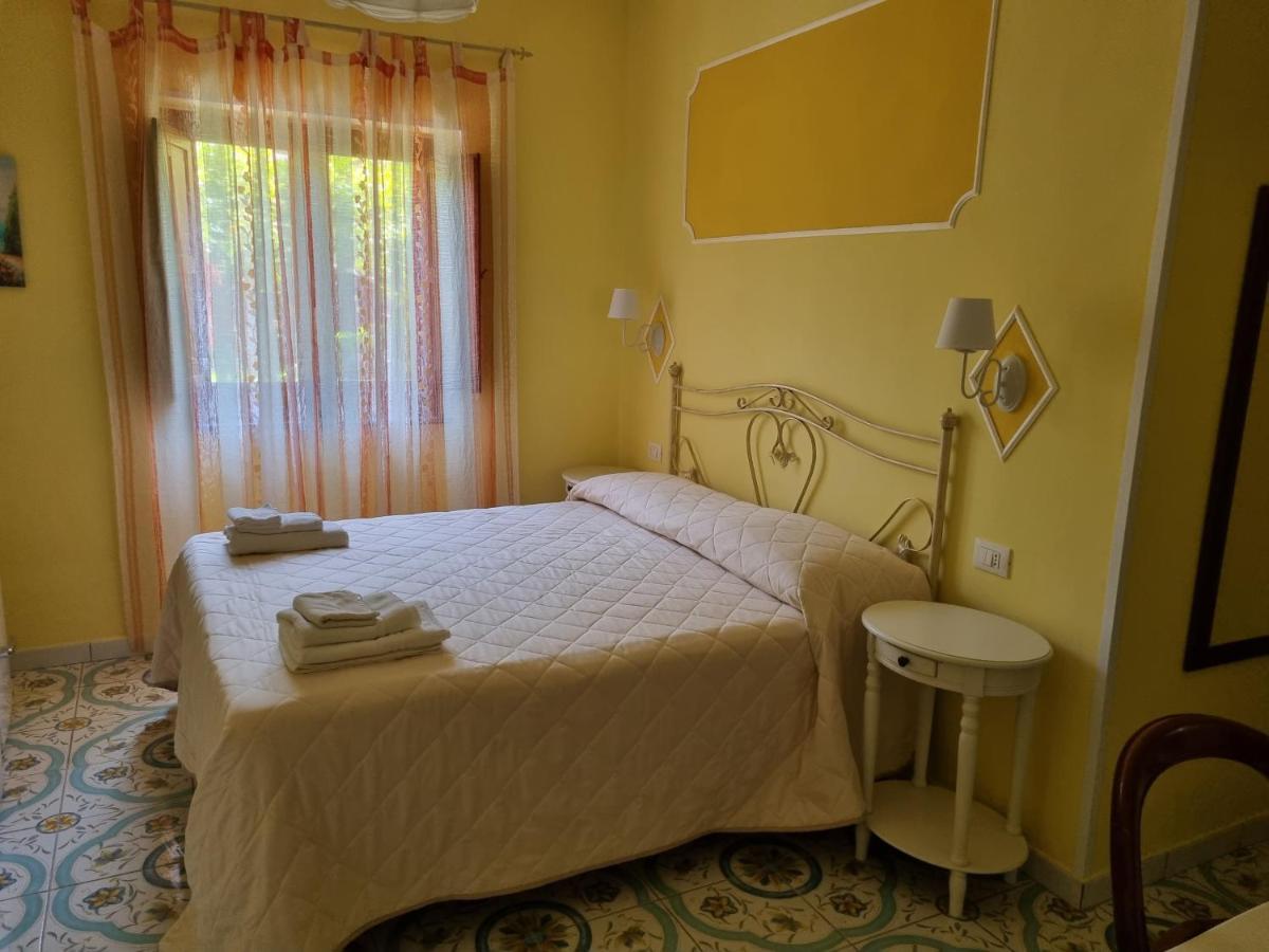 Bed and Breakfast Il Ruscello Маратеа Екстер'єр фото